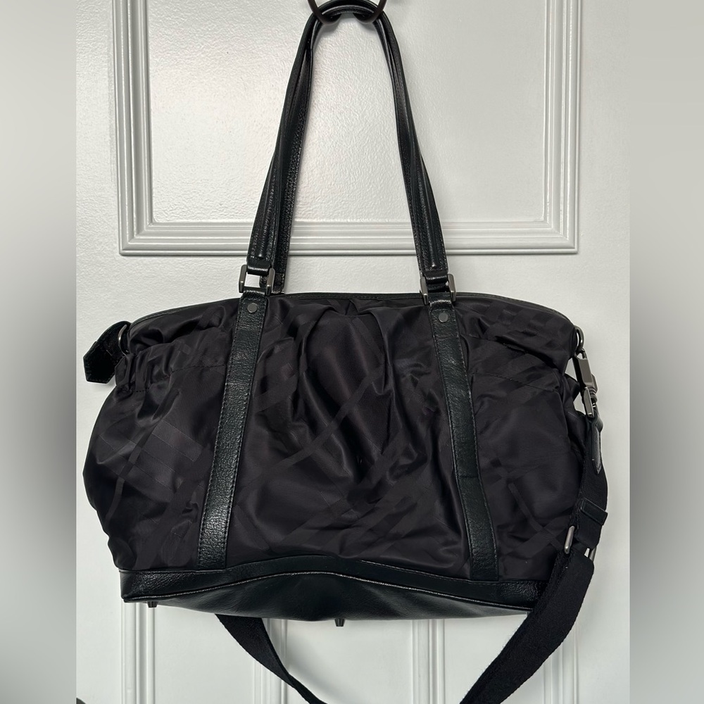 EUC Black Nylon Authentic Burberry Baby / Diaper Bag with Leather Trim